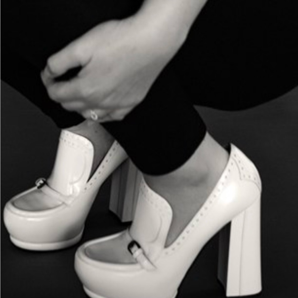 Bottega Veneta Ivory Block Heel Pumps